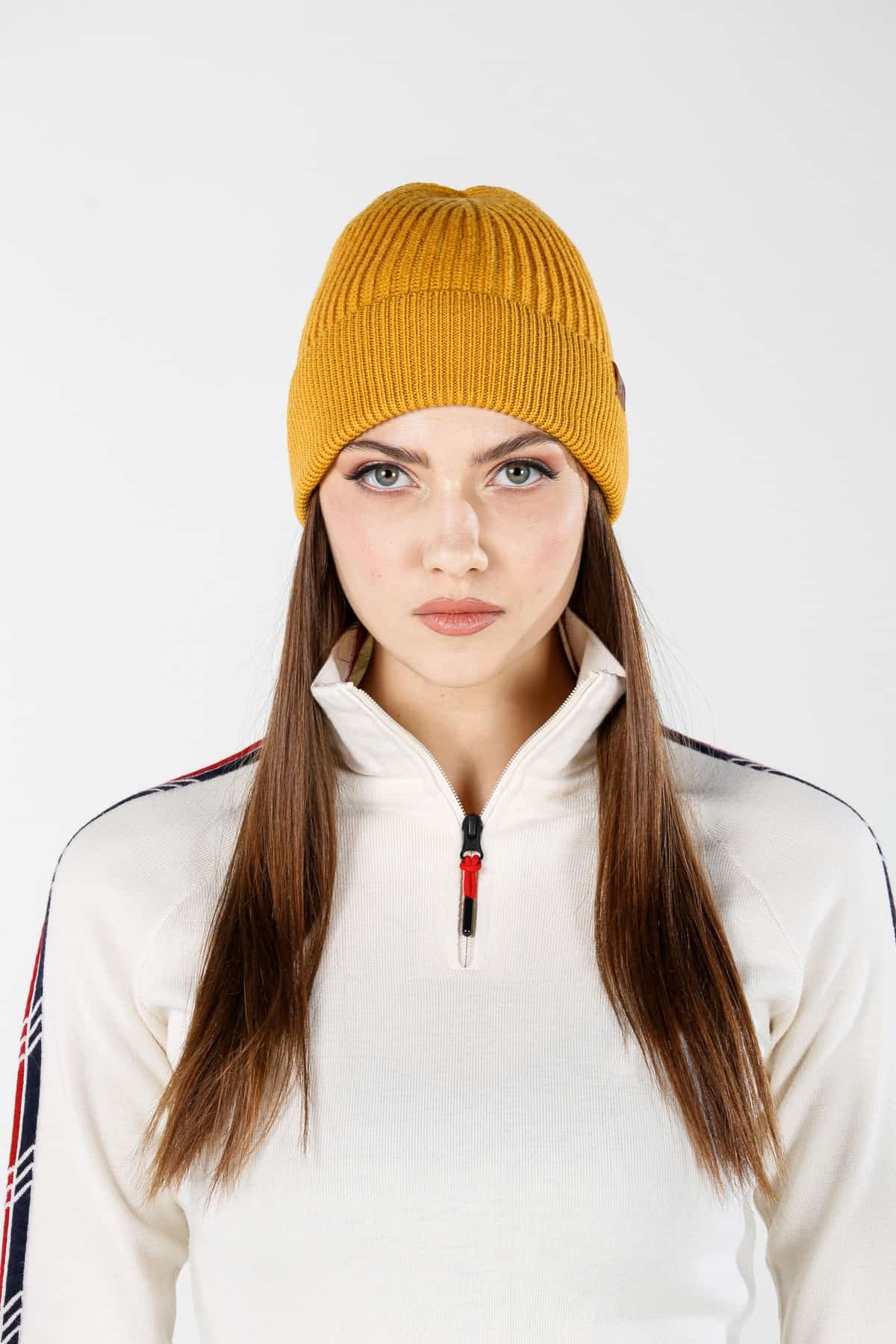 Żółta czapka zimowa ze 100% wełny merino 250 g/m²