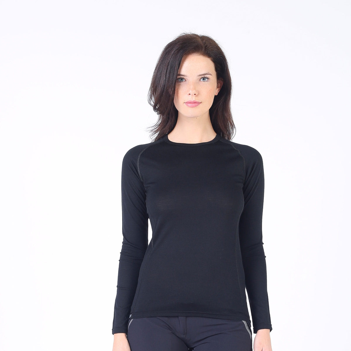 Czarna cienka damska koszulka ze 100% wełny merino 135 g/m²