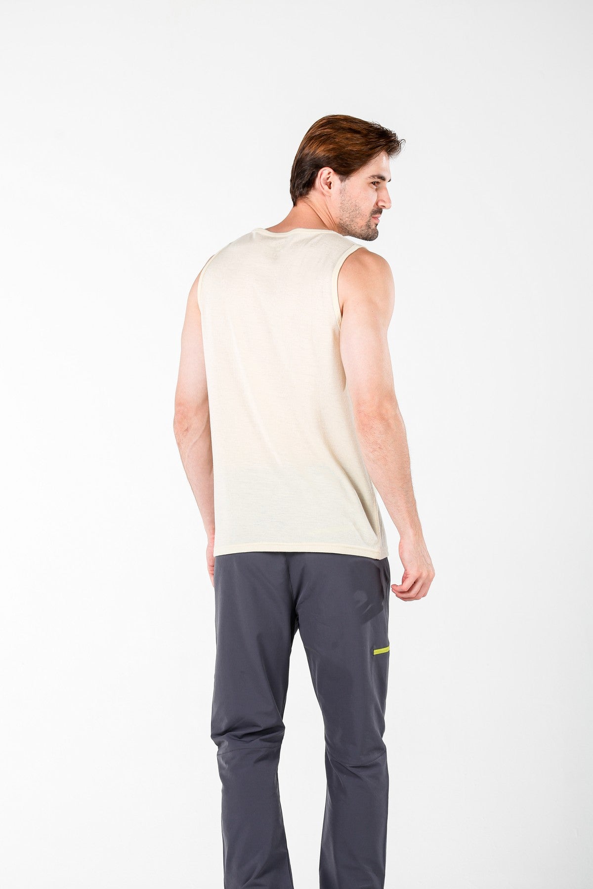 Męska koszulka bez rękawów ze 100% wełny merino 195 g/m² w kolorze ecru