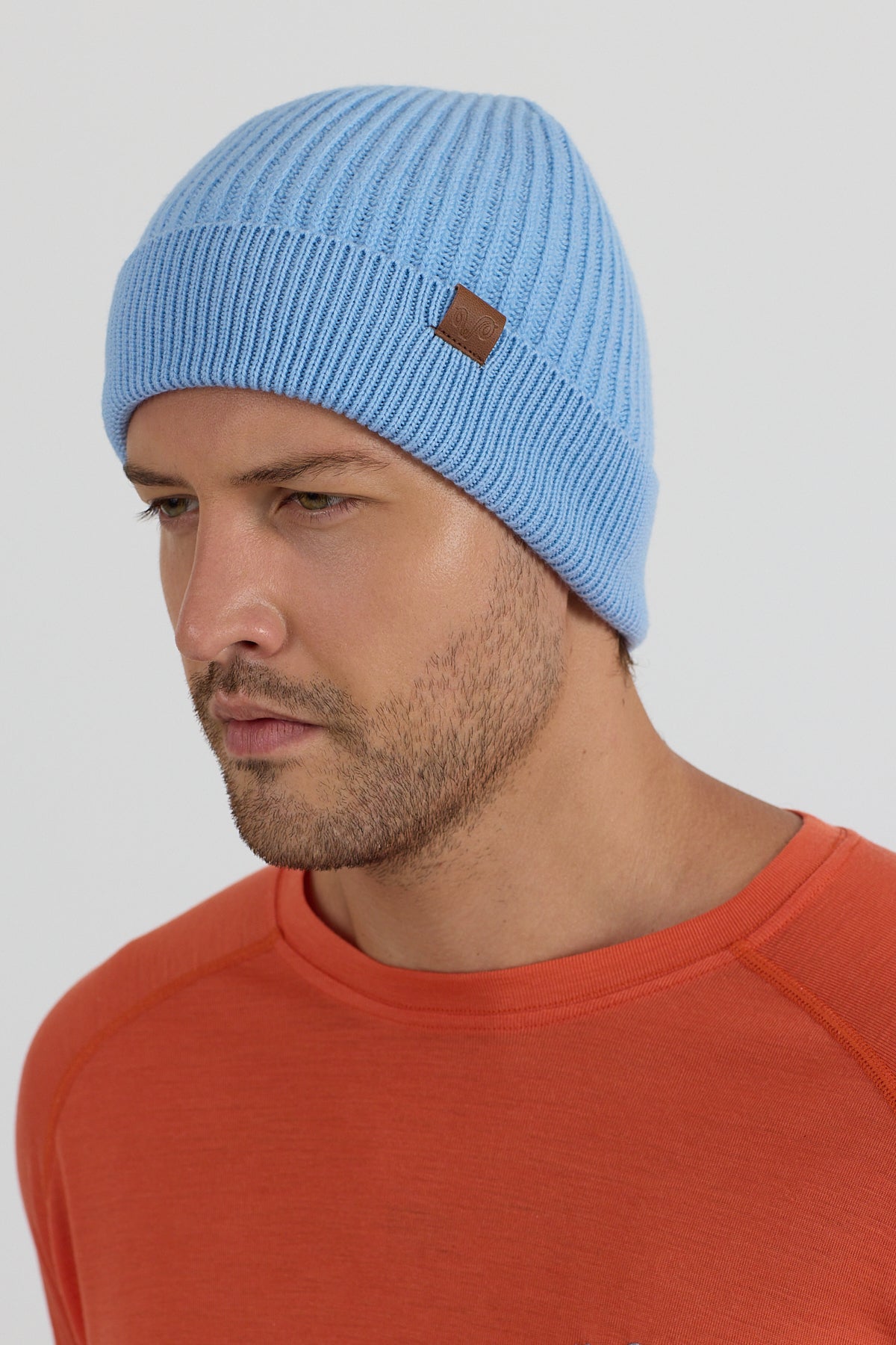 Niebieska czapka zimowa z wełny merino unisex