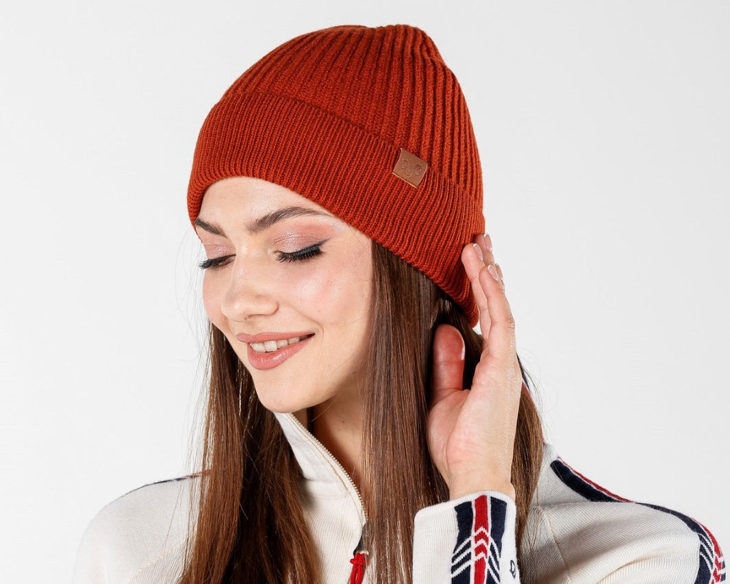 Ciepła ruda czapka zimowa unisex ze 100% wełny merino