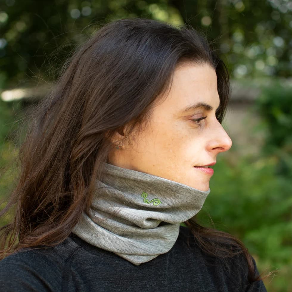 Jasnoszary komin trekingowy 100% wełna merino