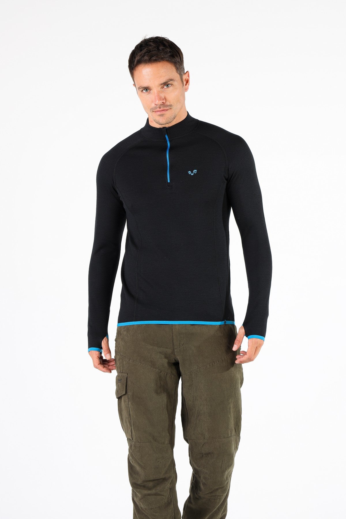 Czarna męska koszulka termoaktywna ze 100% wełny merino 230 g/m² na trekking