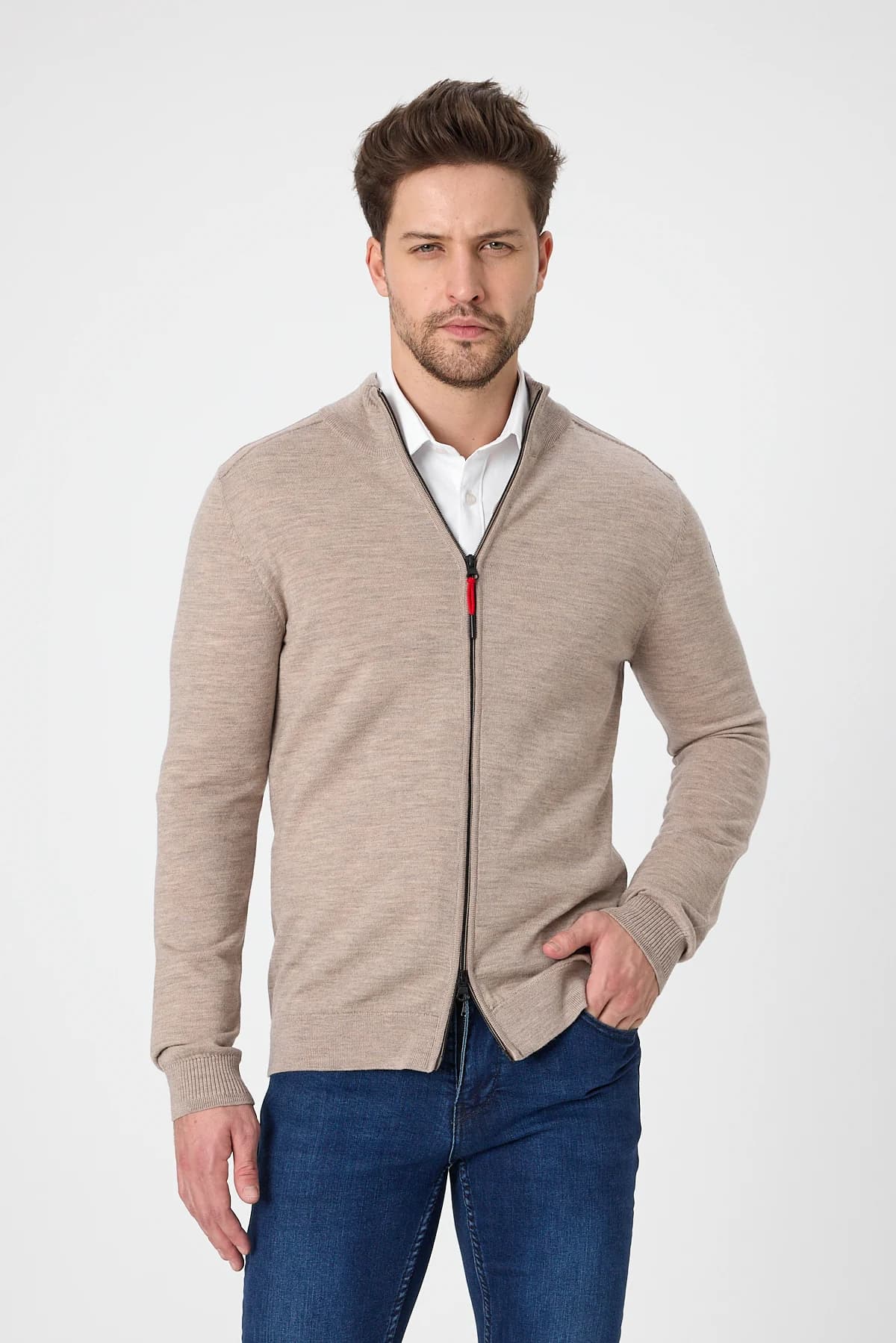 Męski kardigan w kolorze ecru ze 100% wełny merino extrafine